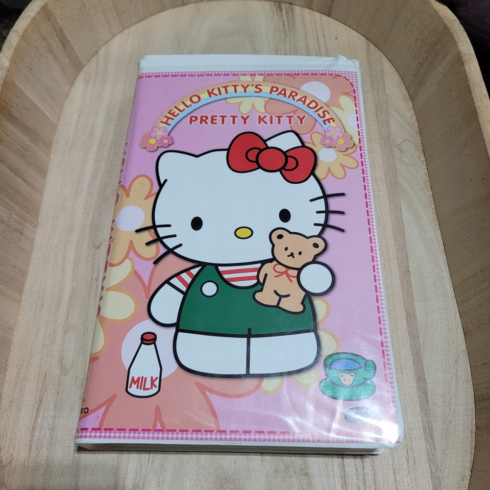 Hello Kitty's Paradise Pretty Kitty VHS 2002 Sanrio ADV Films VHK/001 Clamshell